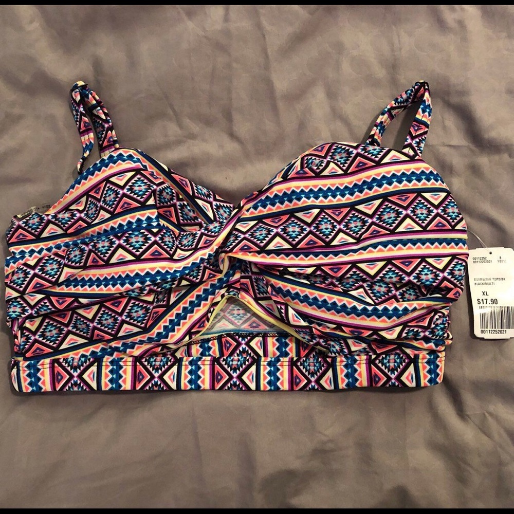 Aztec Print Cutout Plus Size Bikini Top
